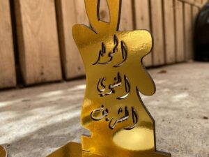 100889 حامل شموع شكل شمعة