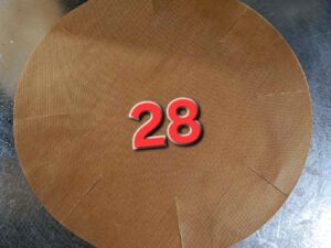 101839 ورق الطهي دائري 28