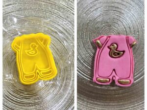 102469 طابع 3d لبسة رضيع رقم 1