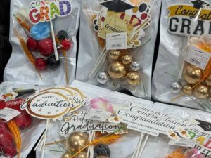 104083 بالونات الديكور لاير كايك التخرج