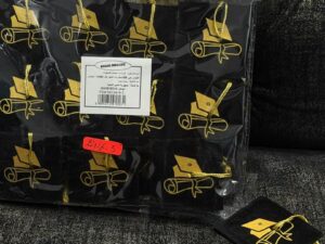 104082 قبعة غطاء القارورة التخرج 10 قطع