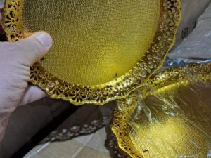 103937 صحن دائري لون ذهبي